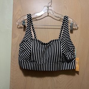 Women’s Kona Sol black and white bikini 16W/18W